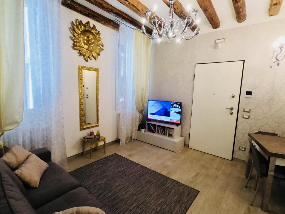 San Stae Charming Apartment Gran Canal Wenecja Zewnętrze zdjęcie